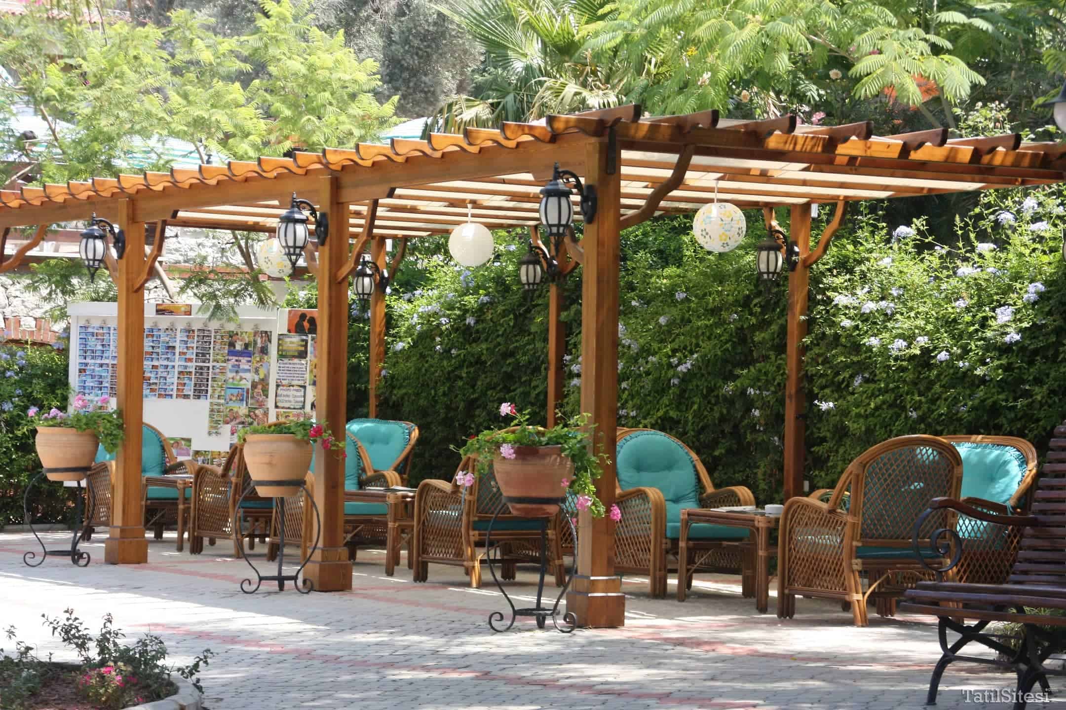 Perdikia Hill Hotel